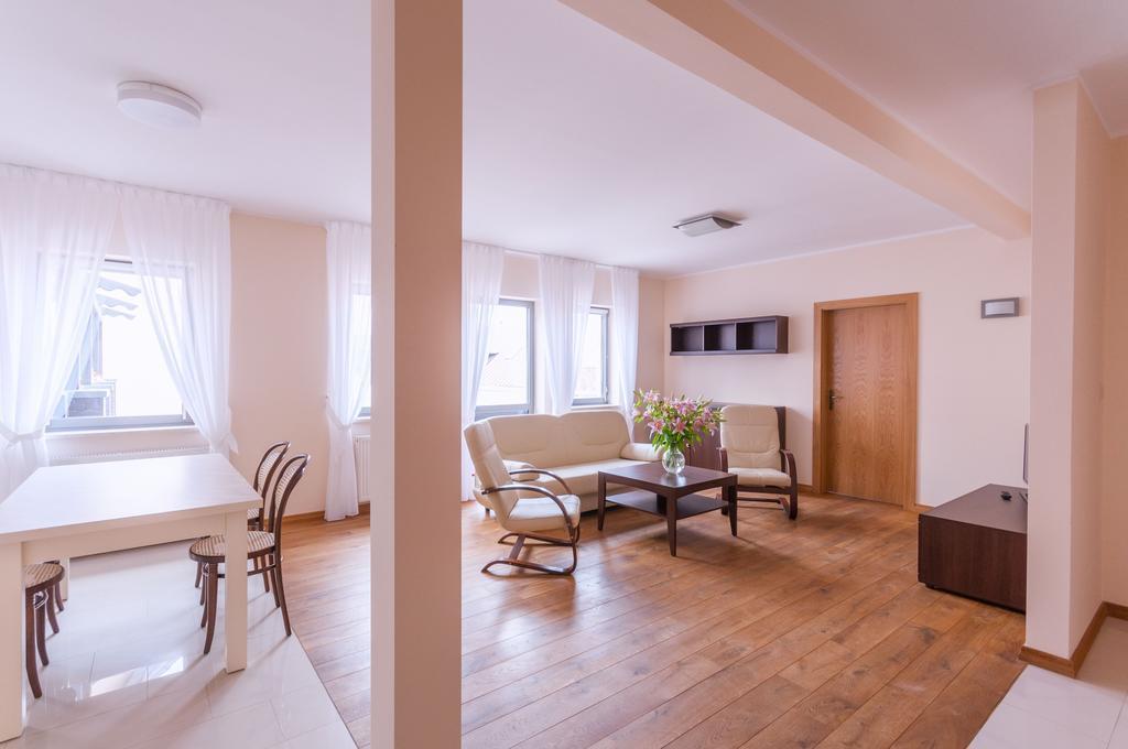 Hotel Gosciniec Kasztel U Gostla Murowana Goślina Pokoj fotografie